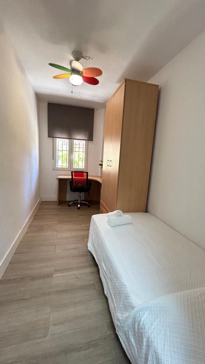Хостел Piso Compartido Delyrent Acosta Хаэн Экстерьер фото